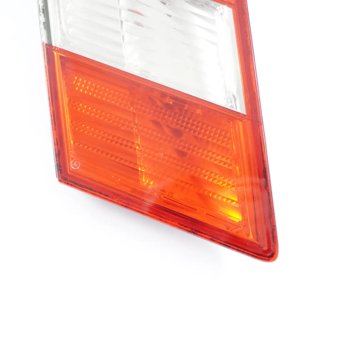 Mercedes CLC CL203 Lado Trasero Izquierdo Luz Trasera Interior - SKU A2038205364-1 - Número de pieza A2038205364