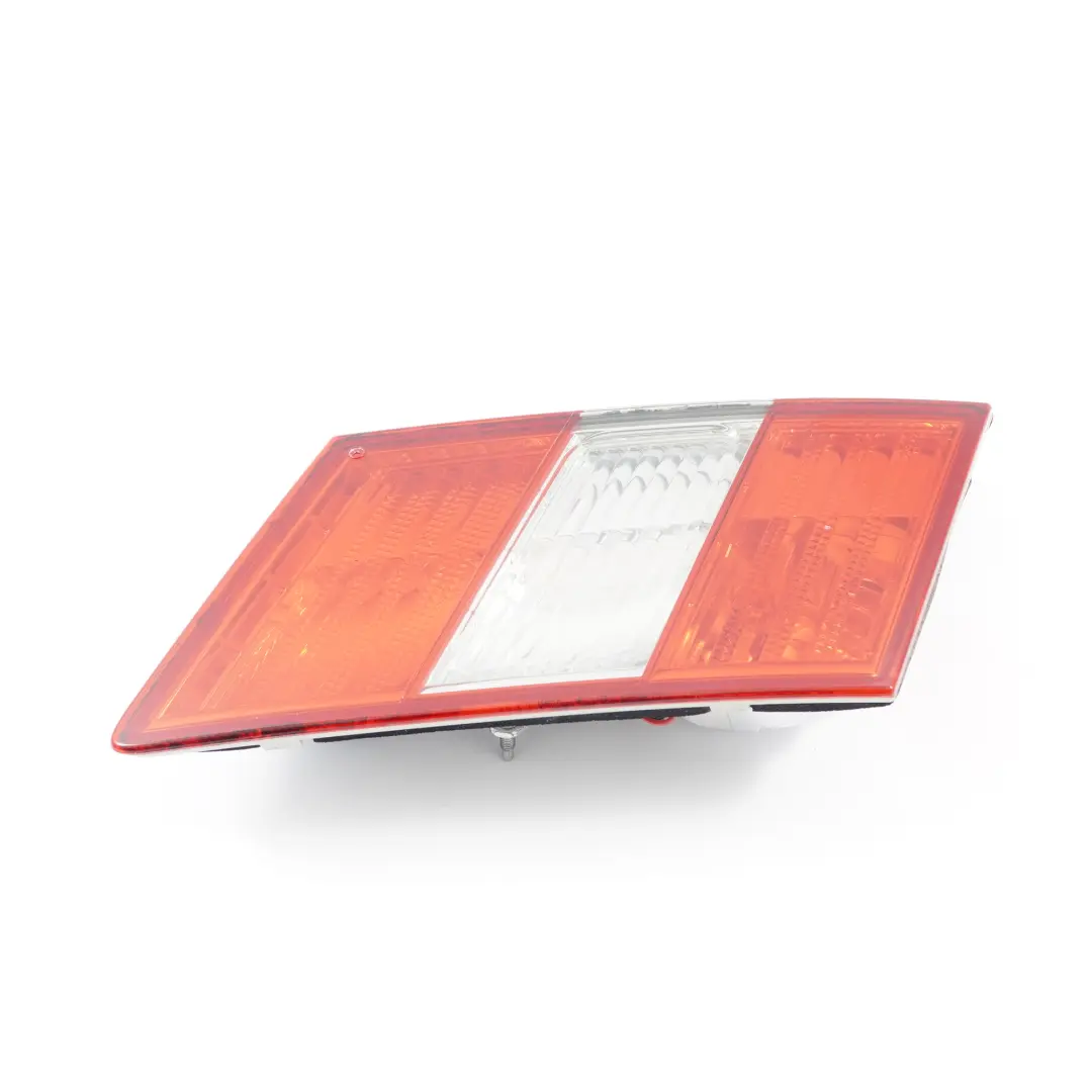 Lewa Lampa Tylna do Mercedes CLC CL203 o numerze A2038205364 Mercedes CLC CL203 Lewa Lampa Tylna - SKU A2038205364-1 - Numer Części A2038205364