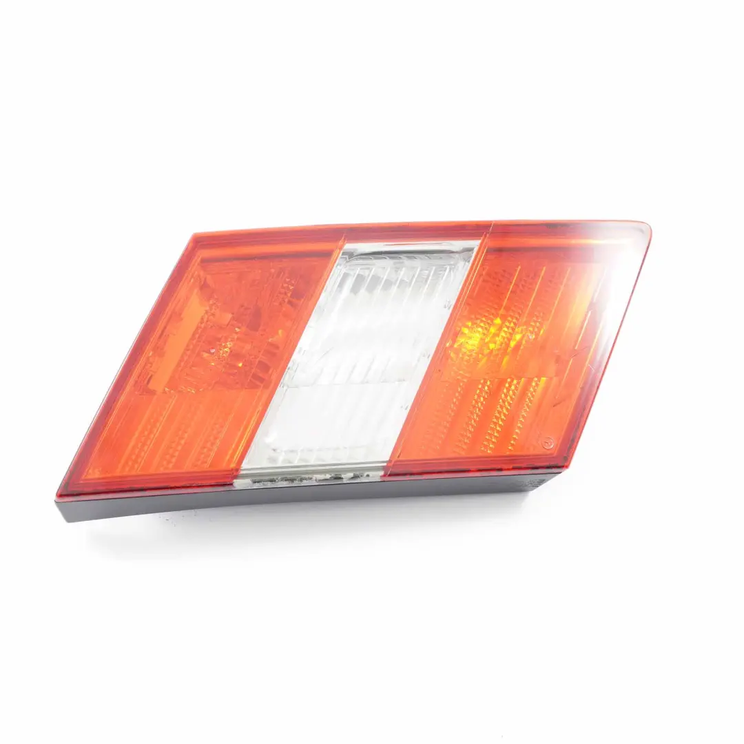 Fanale Posteriore Sinistro Interno Posteriore per Mercedes CLC CL203 con numero di parte A2038205364 Mercedes CLC CL203 Fanale Posteriore Sinistro Interno Posteriore - SKU A2038205364-1 - Numero di parte A2038205364