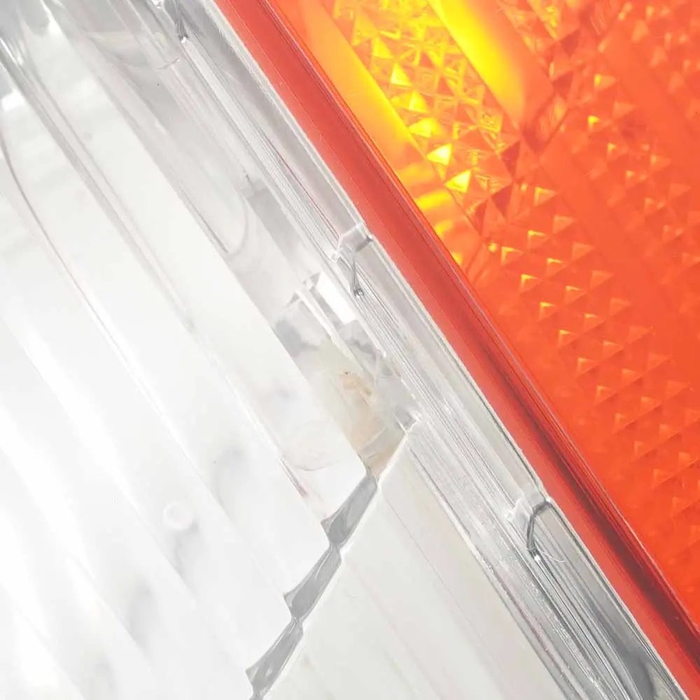 Mercedes CLC CL203 Feu Arriere Gauche Interieur de Feu Arriere - SKU A2038205364-1 - Numéro de pièce A2038205364