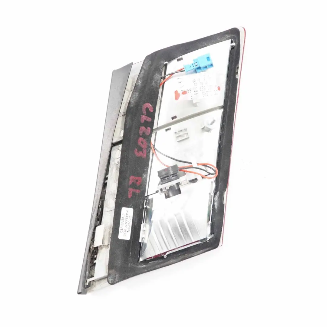 Fanale Posteriore Sinistro Interno Posteriore per Mercedes CLC CL203 con numero di parte A2038205364 Mercedes CLC CL203 Fanale Posteriore Sinistro Interno Posteriore - SKU A2038205364-1 - Numero di parte A2038205364