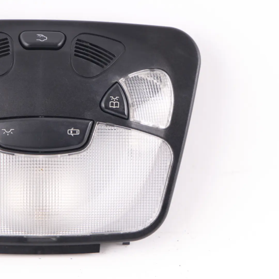 Feu de toit intérieur avant noir pour Mercedes CL203 à propos du numéro de pièce A2038208201 Mercedes CL203 Feu de toit intérieur avant noir - SKU A2038208201-2 - Numéro de pièce A2038208201