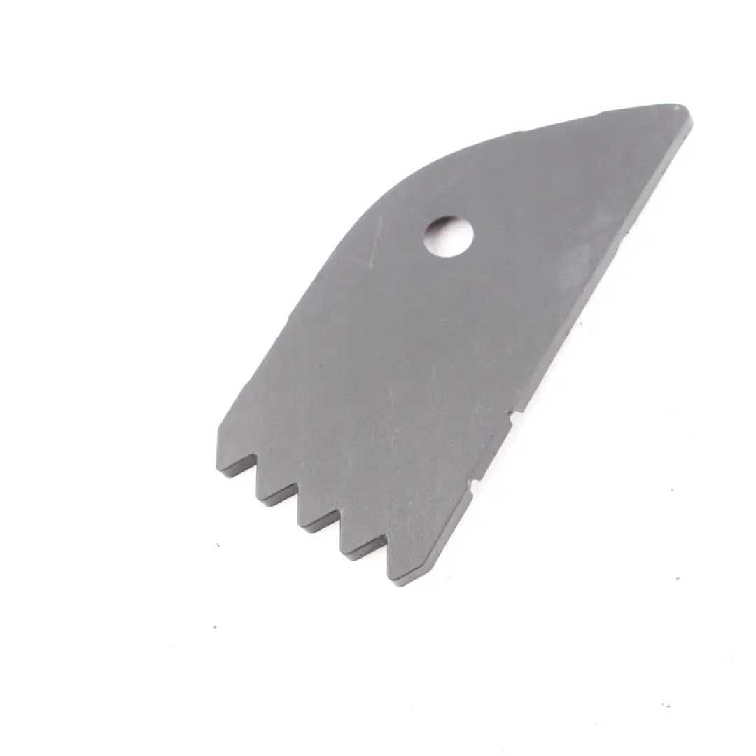 Parachoques delantero luz antiniebla embellecedor izquierda para Mercedes W203 con número de pieza A2038210536 Mercedes W203 Parachoques delantero luz antiniebla embellecedor izquierda - SKU A2038210536 - Número de pieza A2038210536