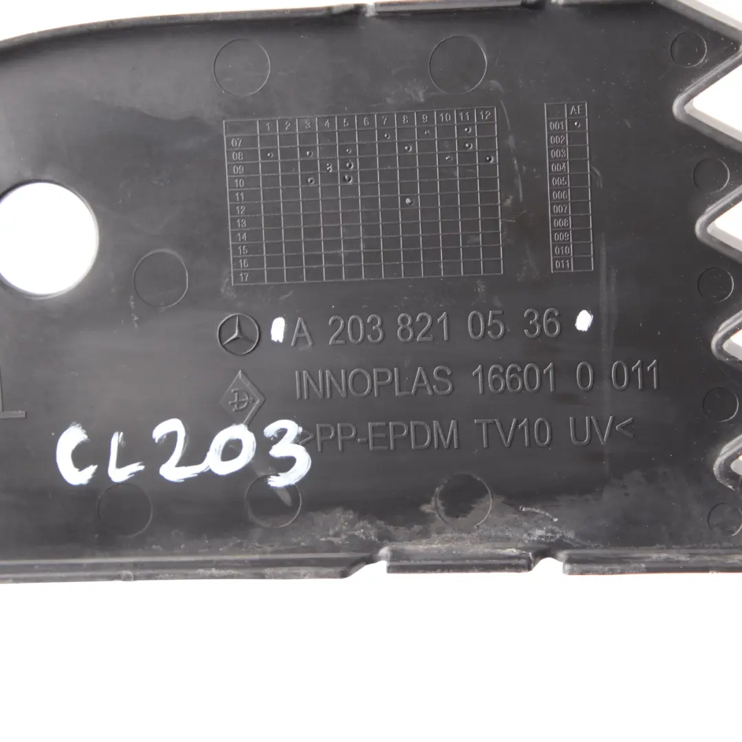 Mercedes W203 Paraurti anteriore Fendinebbia Copertura Lampada Sinistra Trim - SKU A2038210536 - Numero di parte A2038210536