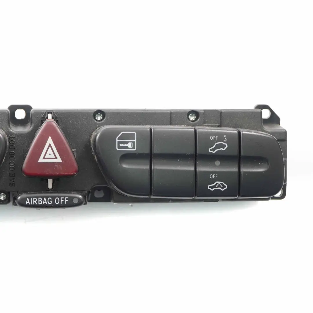 Pannello interruttore controllo pericolo centrale ESP per Mercedes CL203 con numero di parte A2038217858 Mercedes CL203 Pannello interruttore controllo pericolo centrale ESP - SKU A2038217858 - Numero di parte A2038217858