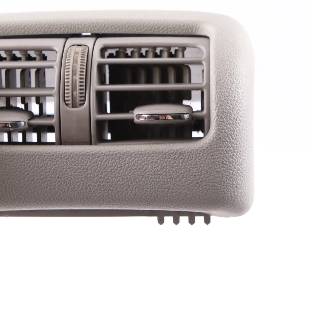 Lüftungsgitter Mittelkonsole Hinten für Mercedes W203 mit Teilenummer A2038300454 Mercedes W203 Lüftungsgitter Mittelkonsole Hinten - SKU A2038300454-1 - Teilenummer A2038300454