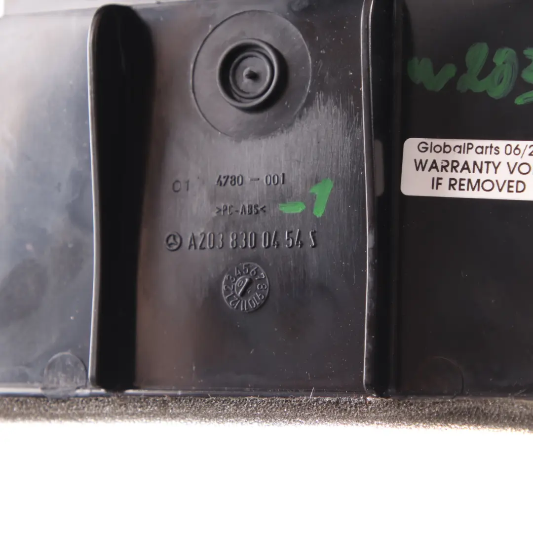 Lüftungsgitter Mittelkonsole Hinten für Mercedes W203 mit Teilenummer A2038300454 Mercedes W203 Lüftungsgitter Mittelkonsole Hinten - SKU A2038300454-1 - Teilenummer A2038300454