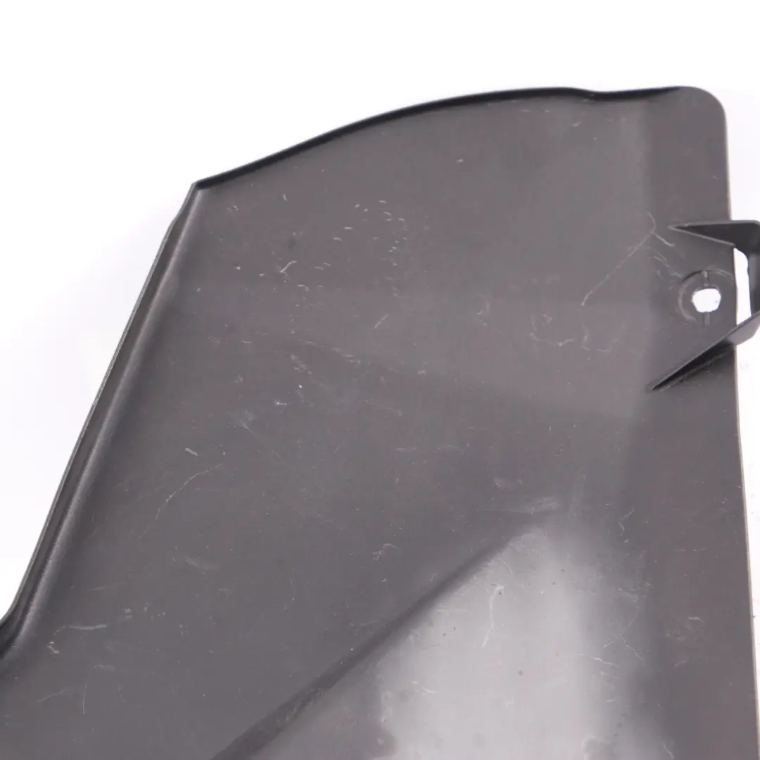 Classe W203 C209 Sicherungskasteneinheit Destra per Mercedes C CLK con numero di parte A2038301613 Mercedes C CLK Classe W203 C209 Sicherungskasteneinheit Destra - SKU A2038301613 - Numero di parte A2038301613