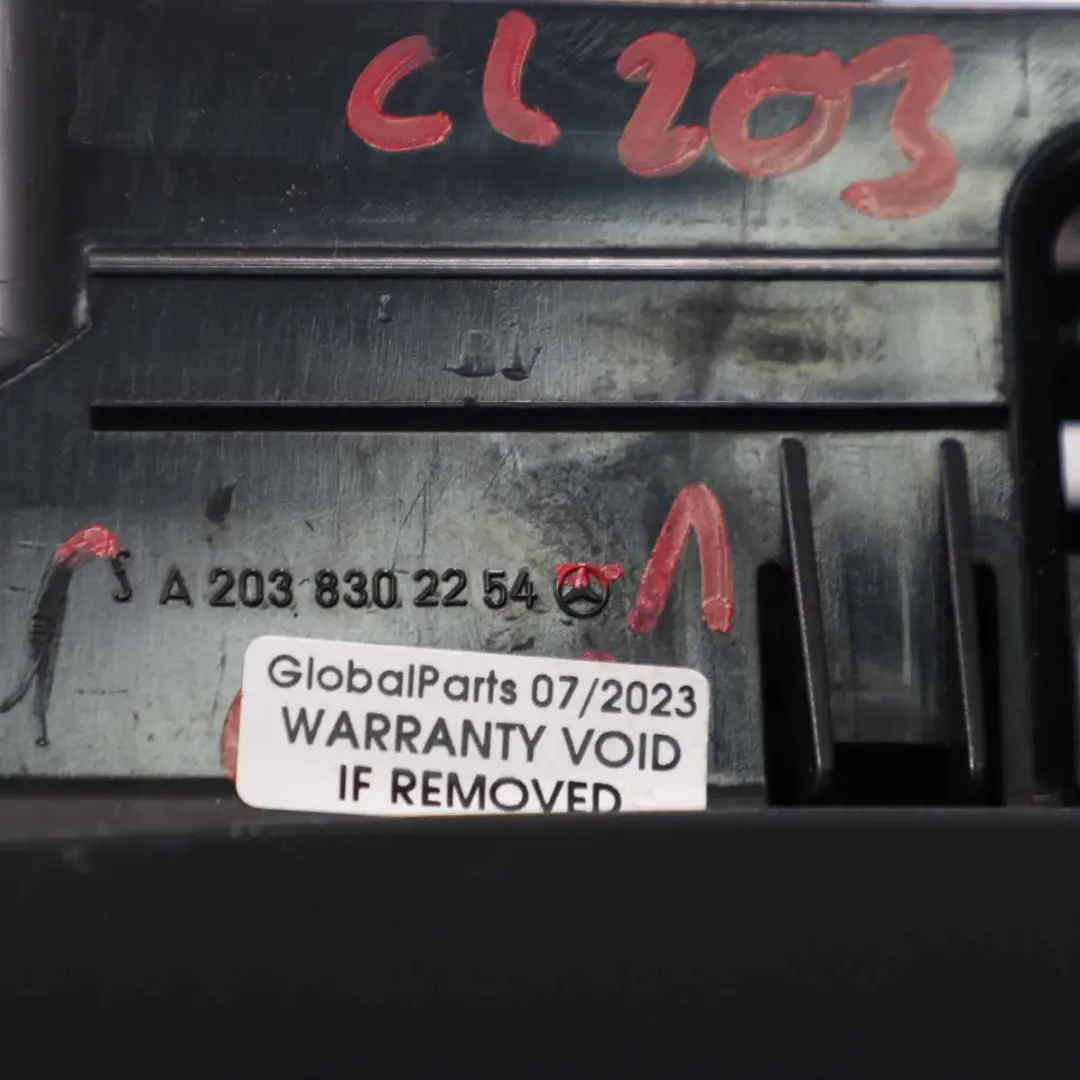 Bocchetta d'aria Mercedes CL203 Pannello Centrale Ugello Griglia per con numero di parte A2038302254 Bocchetta d'aria Mercedes CL203 Pannello Centrale Ugello Griglia - SKU A2038302254 - Numero di parte A2038302254