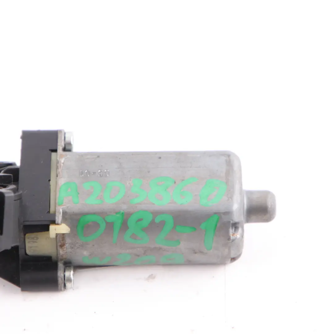 Mercedes W209 Motor la guía del cinturón seguridad asiento izquierdo0390201967 - SKU A2038600182-1 - Número de pieza A2038600182
