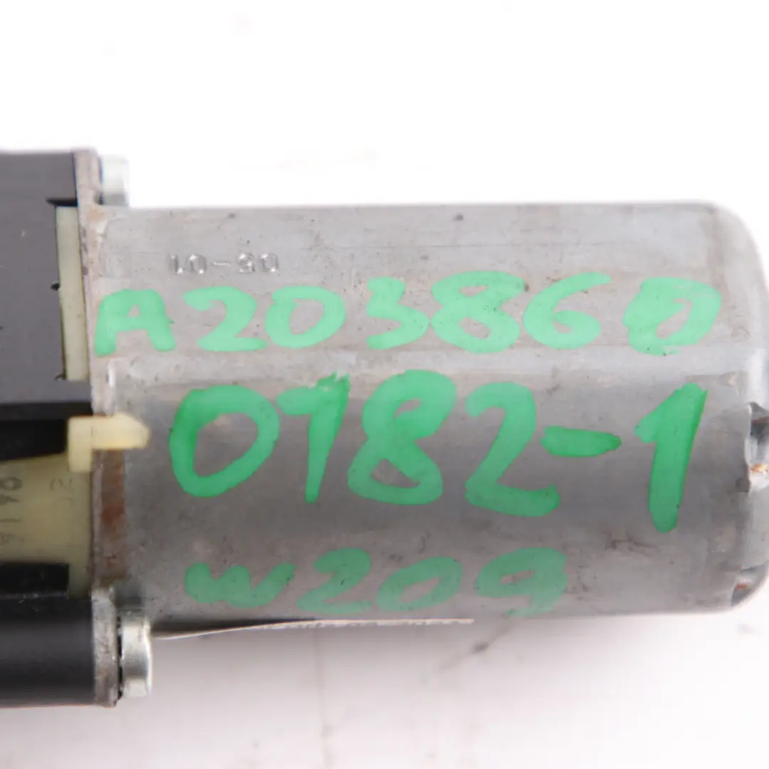 Mercedes W209 Motor la guía del cinturón seguridad asiento izquierdo0390201967 - SKU A2038600182-1 - Número de pieza A2038600182