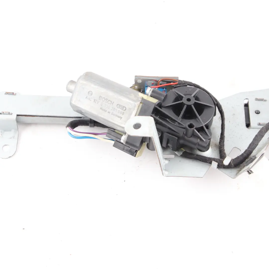 Mercedes W209 CLK Guía cinturón seguridad Derecha cinturón - SKU A2038600282 - Número de pieza A2038600282