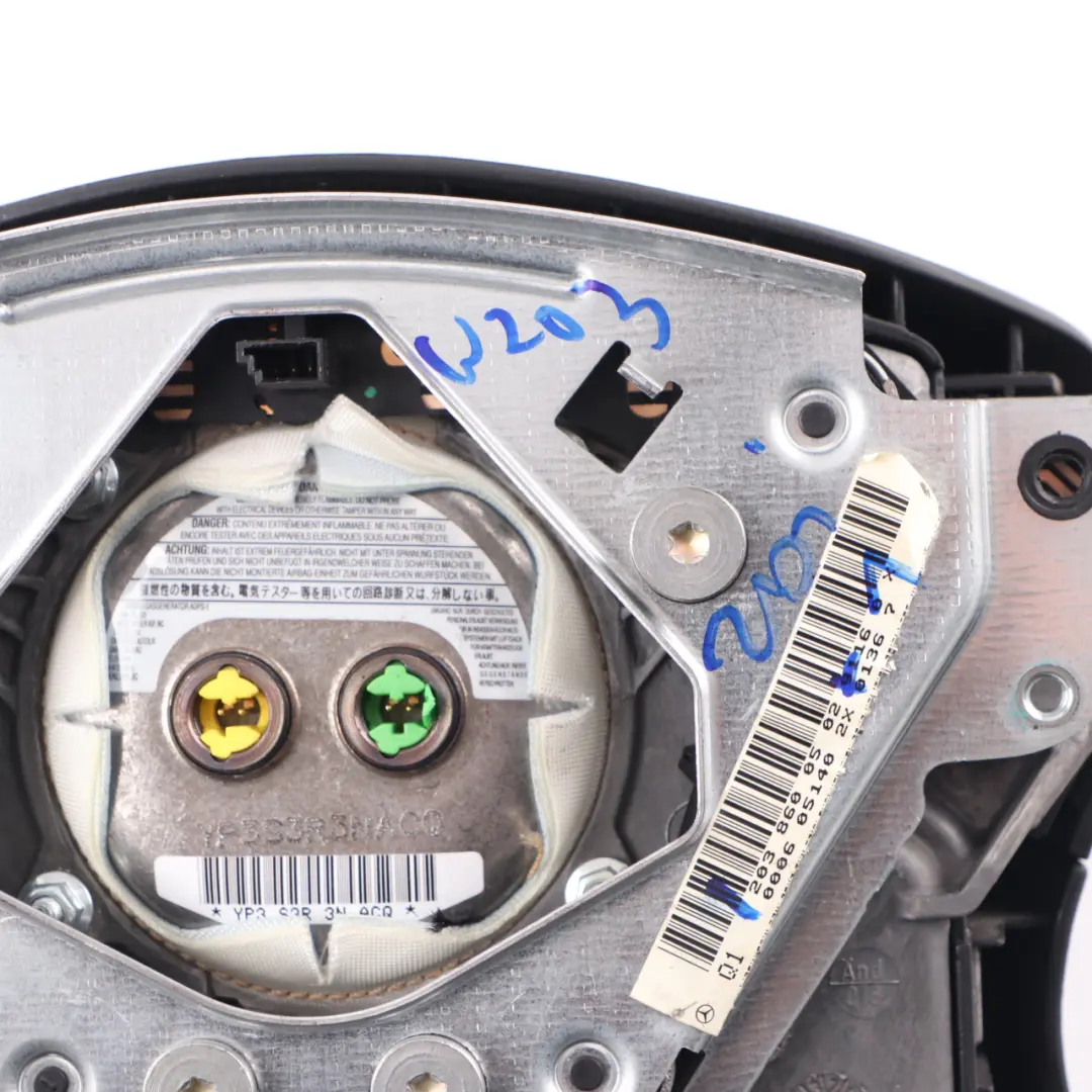 Module Airbag volant noir pour Mercedes W203 à propos du numéro de pièce A2038600502 Mercedes W203 Module Airbag volant noir - SKU A2038600502-1 - Numéro de pièce A2038600502