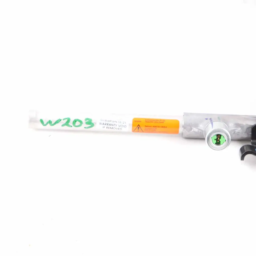 Mercedes C-Class W203 Tendeur boucle sécurité du siège arrière droit A2038602869 - SKU A2038602769 - Numéro de pièce A2038602769