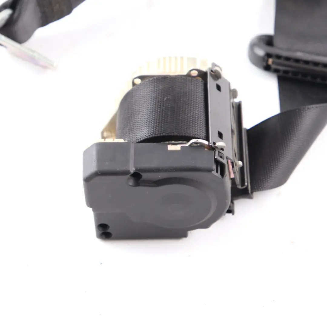 Ceinture sécurité Ceinture de sécurité arrière gauche pour Mercedes W203 à propos du numéro de pièce A2038608385 Mercedes W203 Ceinture sécurité Ceinture de sécurité arrière gauche - SKU A2038608385 - Numéro de pièce A2038608385