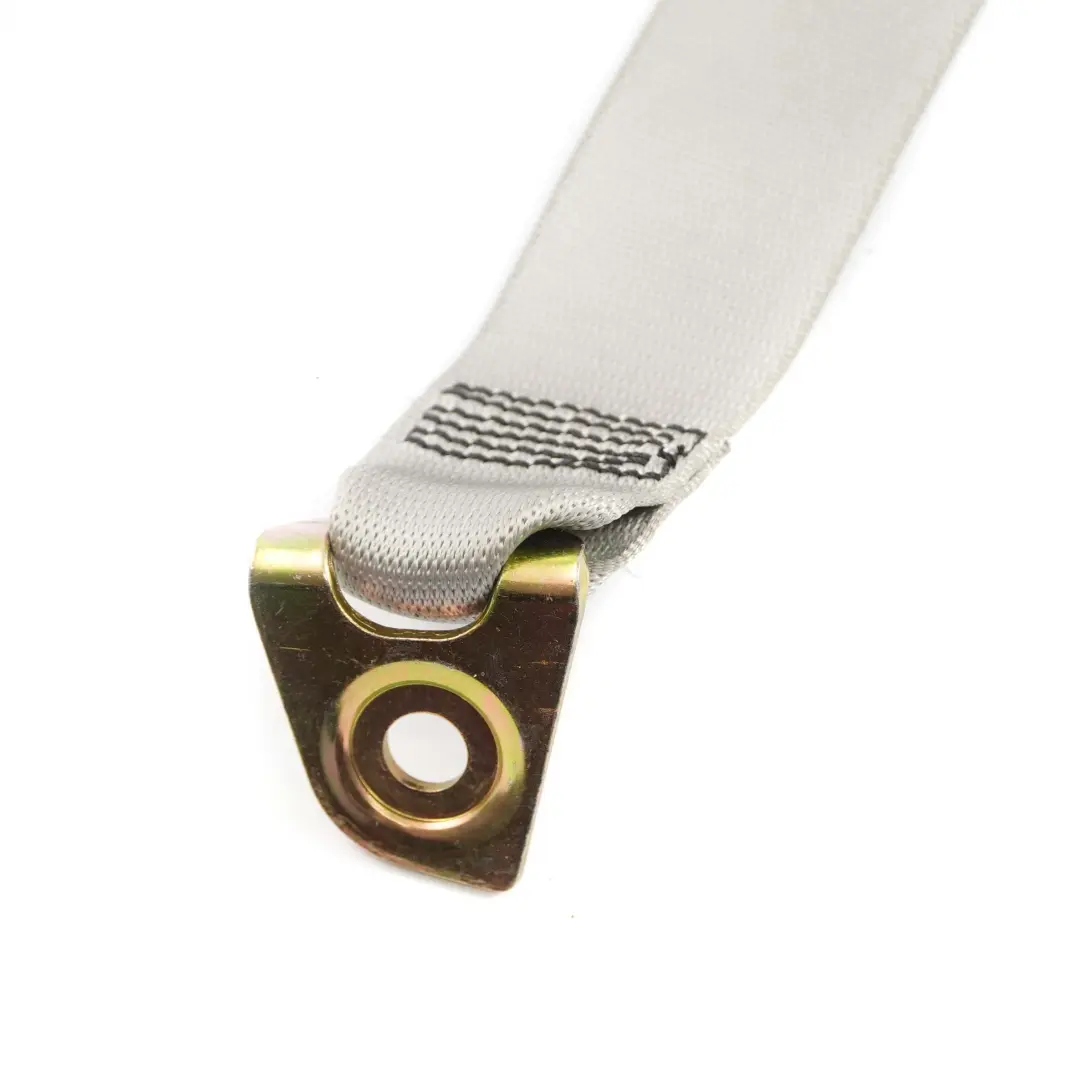 Mercedes-Benz Classe C W203 Rear Right Seat Belt Grey pour à propos du numéro de pièce A2038608885 Mercedes-Benz Classe C W203 Rear Right Seat Belt Grey - SKU A2038608885 - Numéro de pièce A2038608885