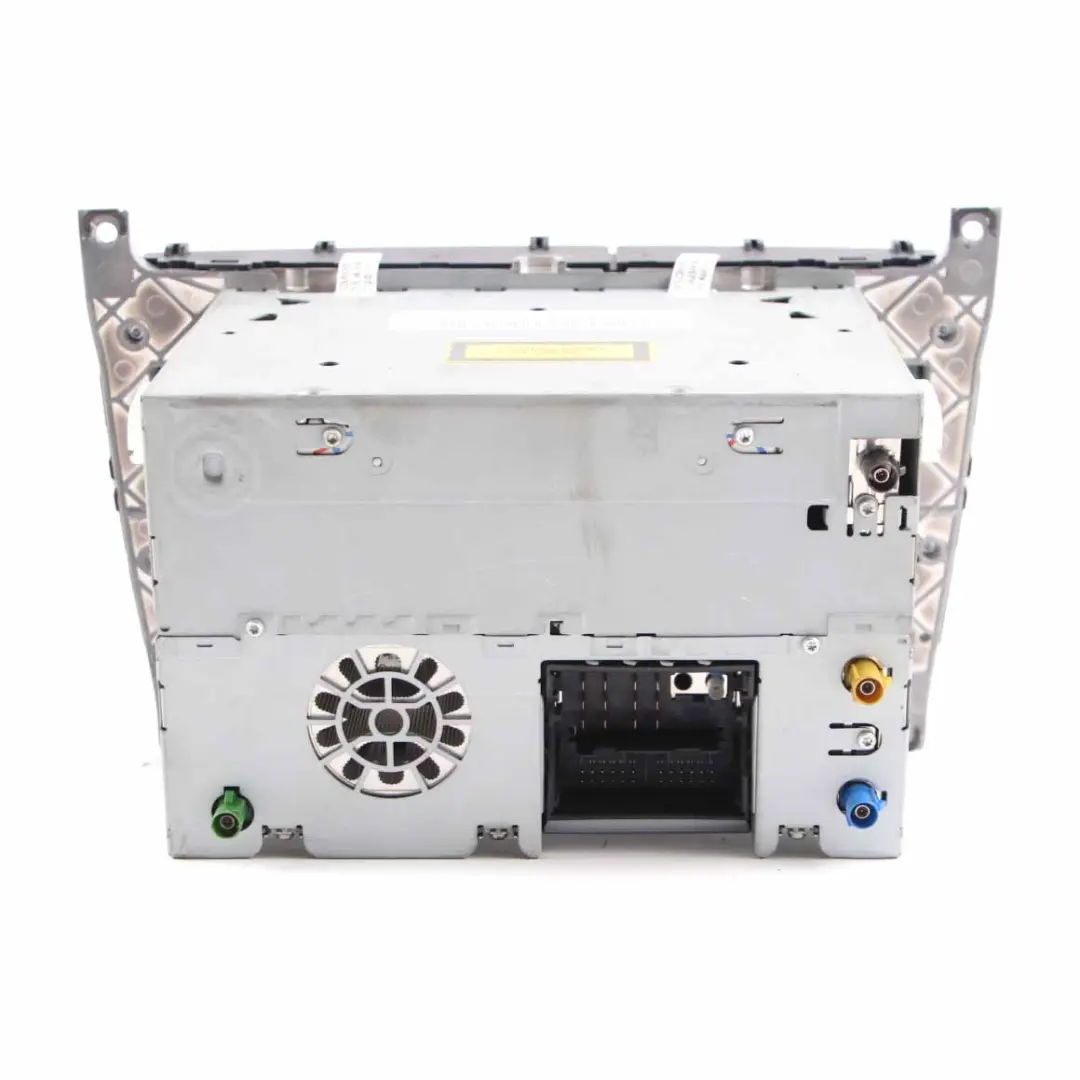 Media Player Radio Audio 20 Telefon Steuergerät A2038704589 für Mercedes W203 CD mit Teilenummer A2038700090 Mercedes W203 CD Media Player Radio Audio 20 Telefon Steuergerät A2038704589 - SKU A2038700090 - Teilenummer A2038700090