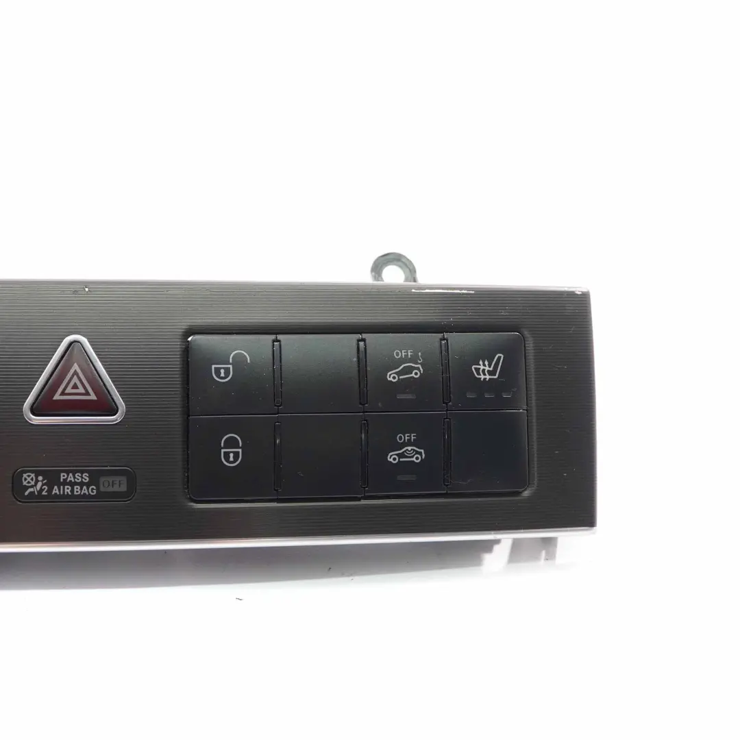 Panel Interruptores Asientos Calefactables Tapa para Mercedes CL203 W203 con número de pieza A2038700251 Mercedes CL203 W203 Panel Interruptores Asientos Calefactables Tapa - SKU A2038700251 - Número de pieza A2038700251