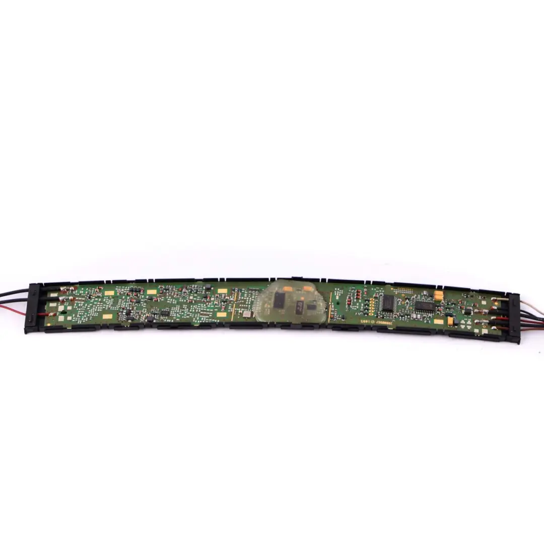 Moduł Wzmacniacz Anteny do Mercedes W203 o numerze A2038701489 Mercedes W203 Moduł Wzmacniacz Anteny - SKU A2038701489 - Numer Części A2038701489