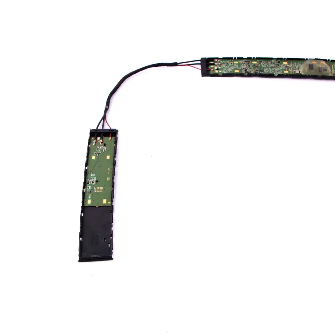  Mercedes-Benz C-Class W203 Antenna Amplifier Control Module Unit - SKU A2038701489 - Part number A2038701489