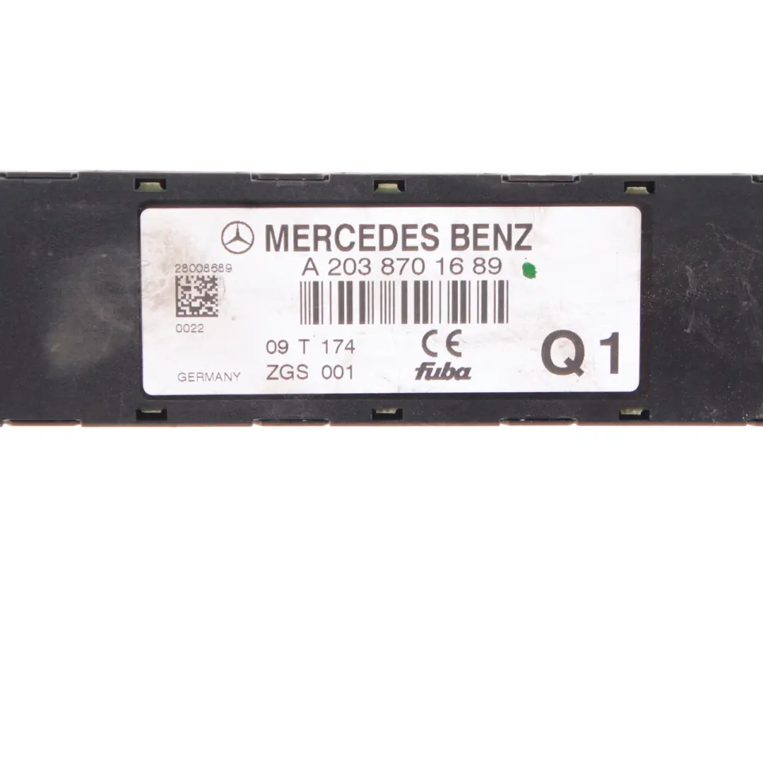Antenne Verstärker Steuermodul Einheit Antenne für Mercedes CL203 mit Teilenummer A2038701689 Mercedes CL203 Antenne Verstärker Steuermodul Einheit Antenne - SKU A2038701689 - Teilenummer A2038701689