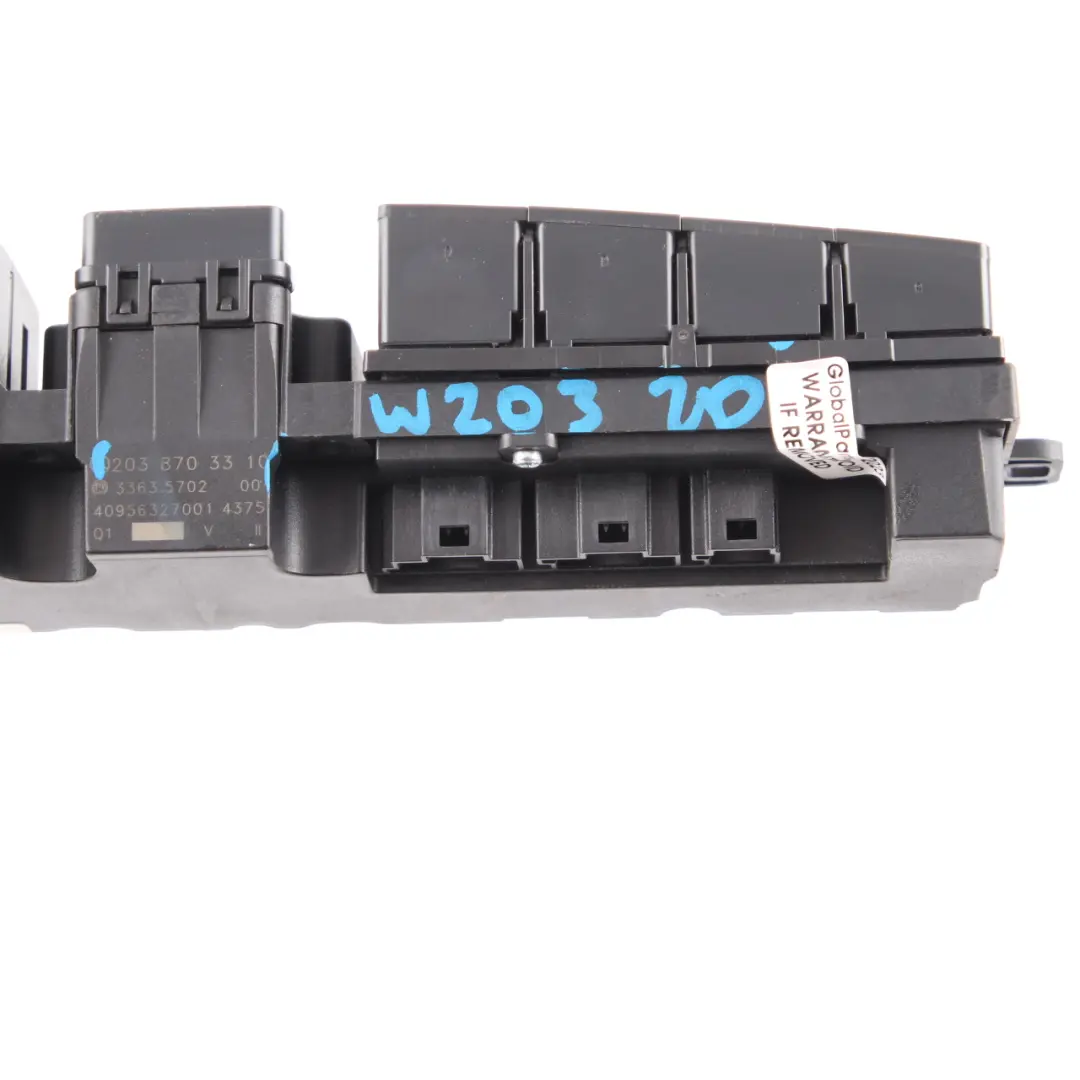 Mercedes W203 W209 W639 Przełącznik Panel Sterowania Świateł Awaryjnych - SKU A2038703310 - Numer Części A2038703310