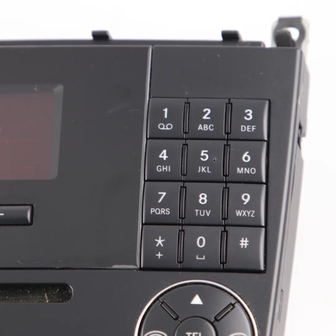 Mercedes W203 CD Lettore multimediale Radio Audio 20 Telefono Unità principale - SKU A2038704589 - Numero di parte A2038704589