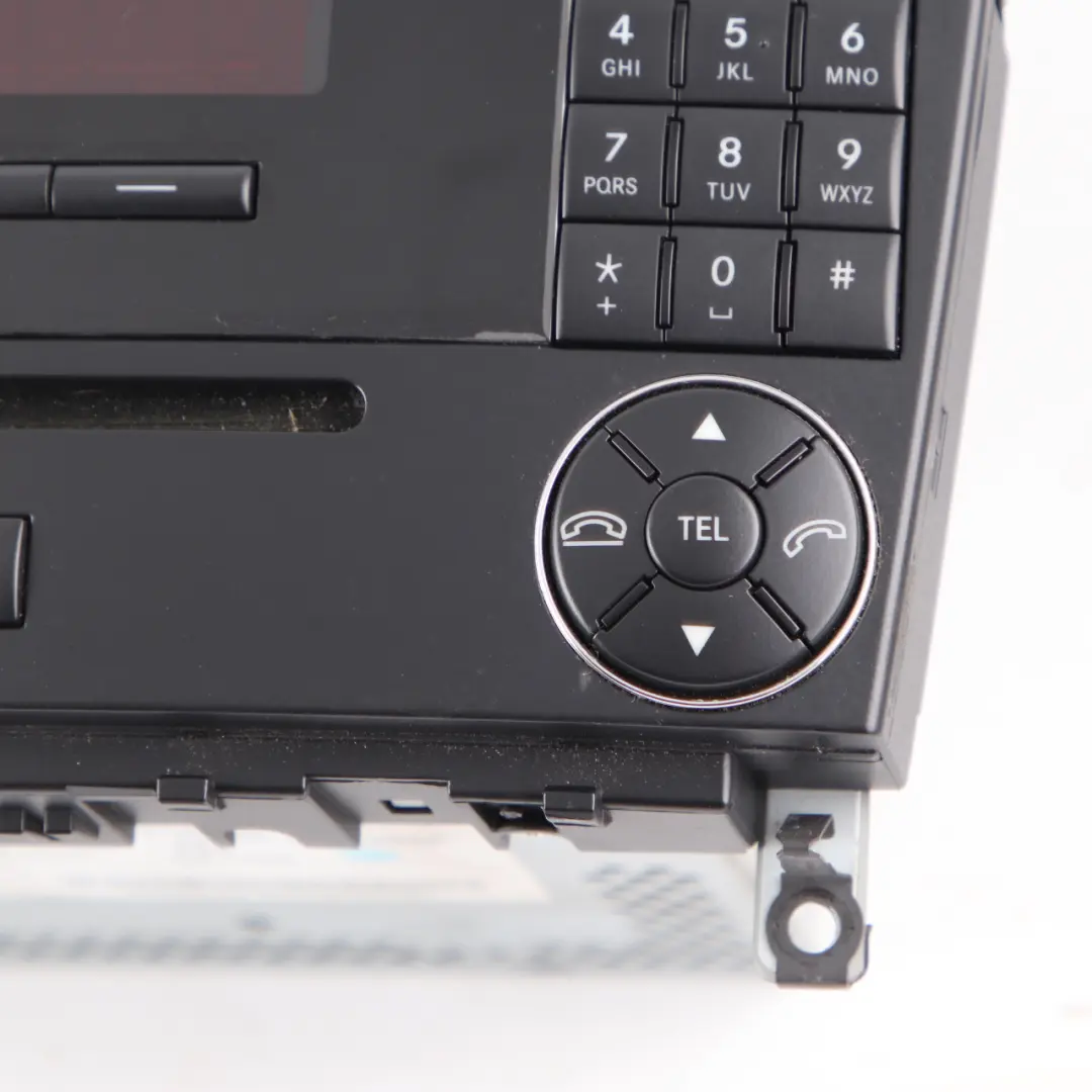 Mercedes W203 CD Lettore multimediale Radio Audio 20 Telefono Unità principale - SKU A2038704589 - Numero di parte A2038704589