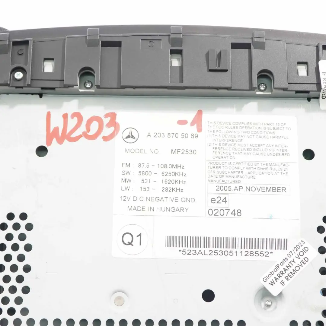 Media Player Radio Teléfono Unidad Principal para Mercedes W203 CD con número de pieza A2038705089 Mercedes W203 CD Media Player Radio Teléfono Unidad Principal - SKU A2038705089-1 - Número de pieza A2038705089