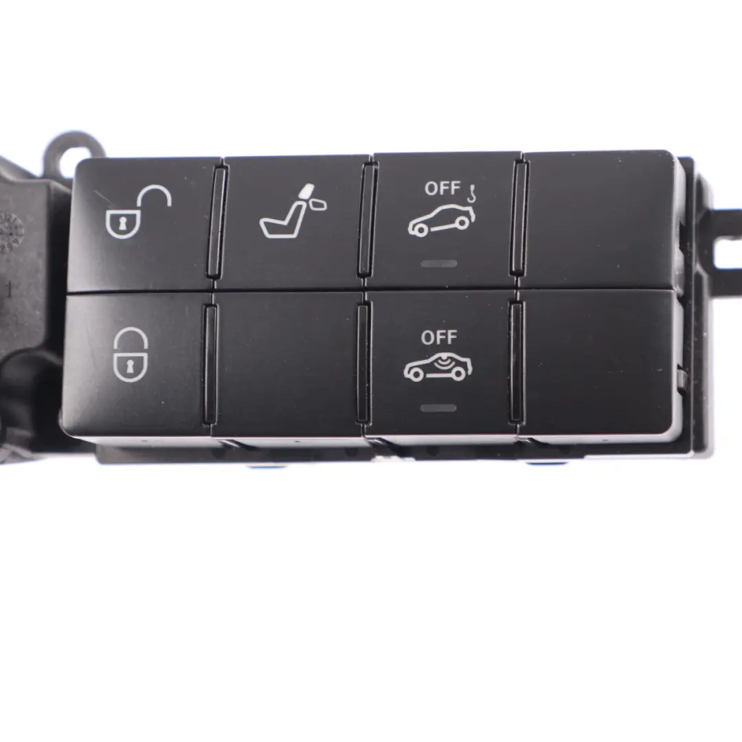 Panel Interruptores Luz Peligro Bloqueo ESP Botón para Mercedes W203 C209 con número de pieza A2038706310 Mercedes W203 C209 Panel Interruptores Luz Peligro Bloqueo ESP Botón - SKU A2038706310 - Número de pieza A2038706310