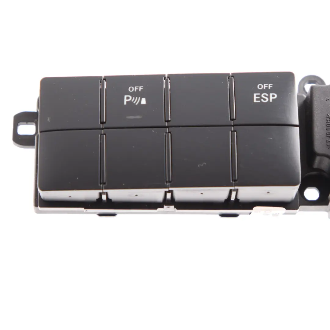 Armaturenbrett Panel Hazard Warning Sperren PDC ESP für Mercedes W209 mit Teilenummer A2038706410 Mercedes W209 Armaturenbrett Panel Hazard Warning Sperren PDC ESP - SKU A2038706410 - Teilenummer A2038706410