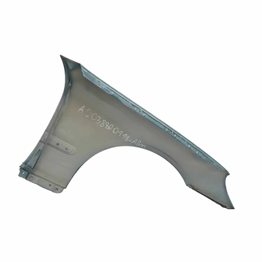 Guardabarros lateral izquierdo delantero Aragonite Blue - 941 para Mercedes W203 con número de pieza A2038800118 Mercedes W203 Guardabarros lateral izquierdo delantero Aragonite Blue - 941 - SKU A2038800118-ABM - Número de pieza A2038800118