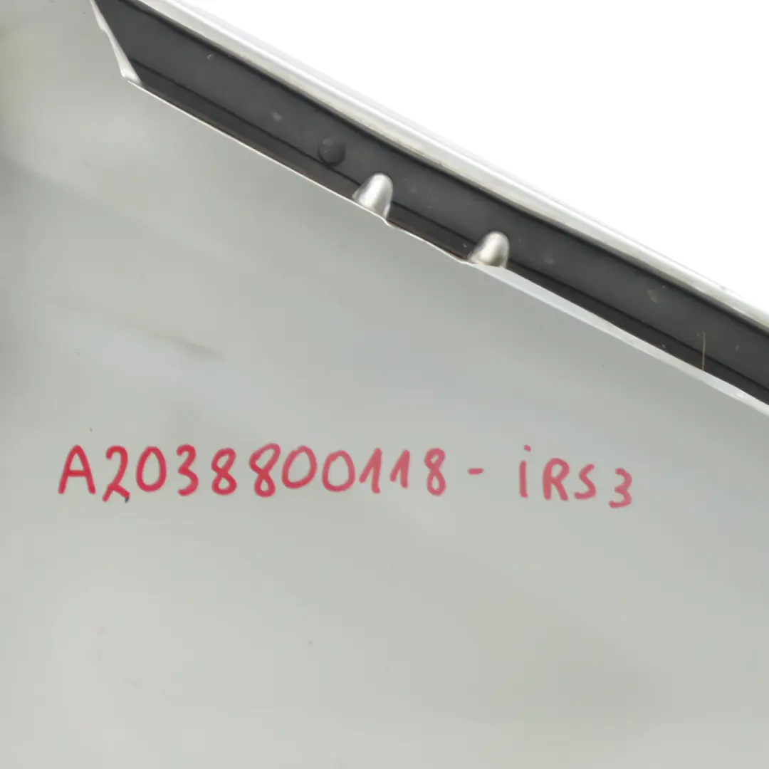 Mercedes W203 Panel Lateral Delantero Izquierdo Guardabarros Iridium Silver 775 - SKU A2038800118-IRS3 - Número de pieza A2038800118