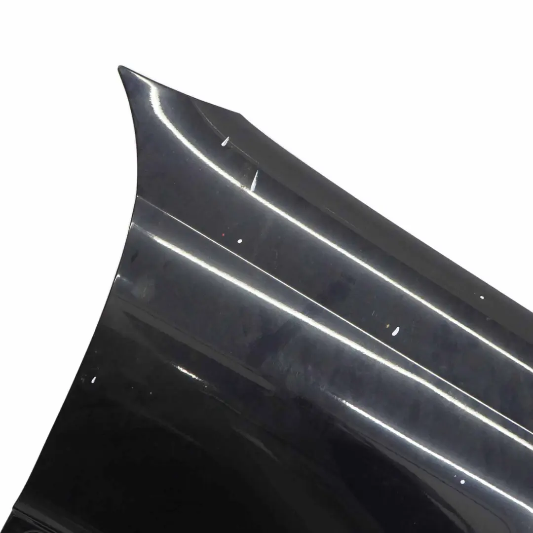 Panel Lateral Delantero Derecho Guardabarros Negro Diamante - 768 para Mercedes W203 con número de pieza A2038800218 Mercedes W203 Panel Lateral Delantero Derecho Guardabarros Negro Diamante - 768 - SKU A2038800218-DSCH - Número de pieza A2038800218