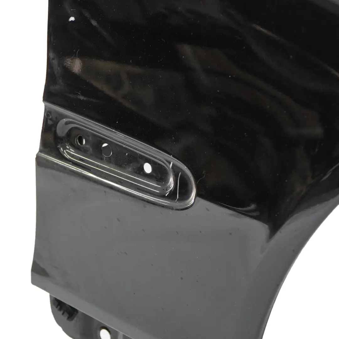 Mercedes W203 Panneau Laterale avant Droit Garde-Boue Obsidian Black - 197 - SKU A2038800218-OB - Numéro de pièce A2038800218
