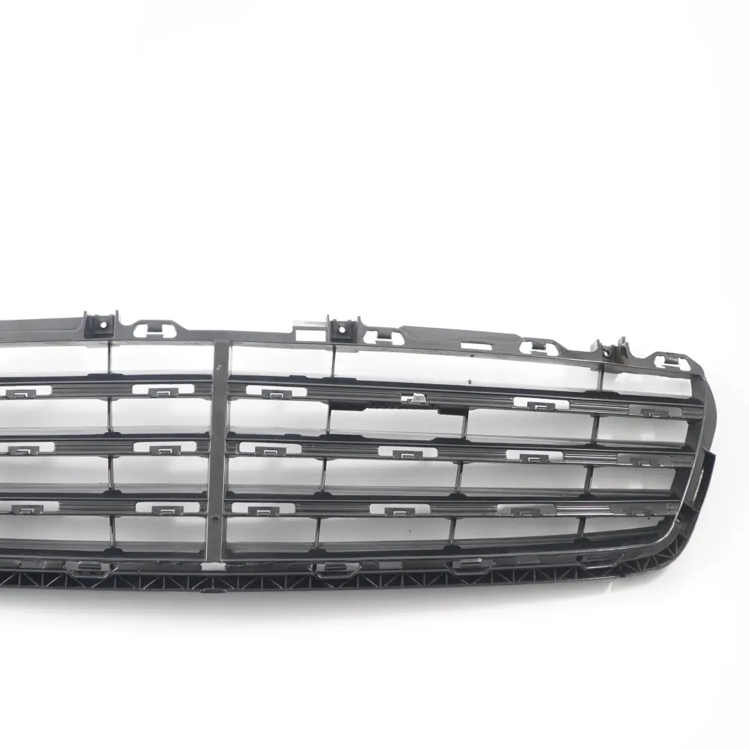 Kühlergrill Frontabdeckung Motorhaube Kühlergrill für Mercedes W203 mit Teilenummer A2038800223 Mercedes W203 Kühlergrill Frontabdeckung Motorhaube Kühlergrill - SKU A2038800223-2 - Teilenummer A2038800223
