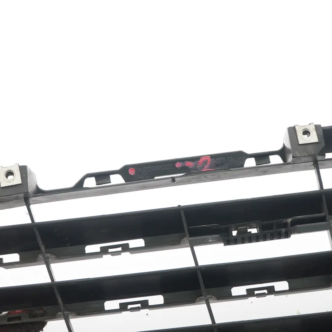 Kühlergrill Frontabdeckung Motorhaube Kühlergrill für Mercedes W203 mit Teilenummer A2038800223 Mercedes W203 Kühlergrill Frontabdeckung Motorhaube Kühlergrill - SKU A2038800223-2 - Teilenummer A2038800223