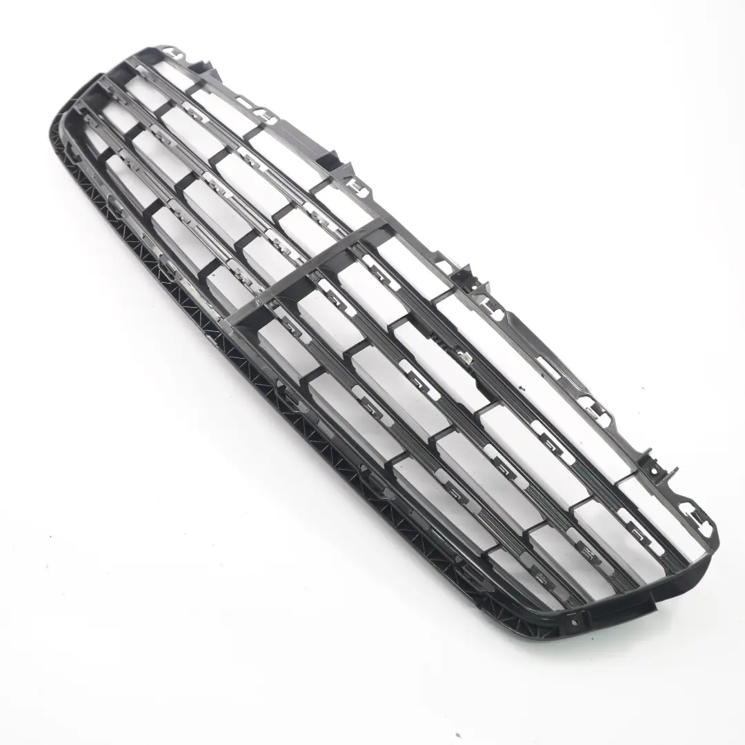 Kratka Przednia Atrapa Chłodnicy Osłona Maski do Mercedes W203 o numerze A2038800223 Mercedes W203 Kratka Przednia Atrapa Chłodnicy Osłona Maski - SKU A2038800223-2 - Numer Części A2038800223
