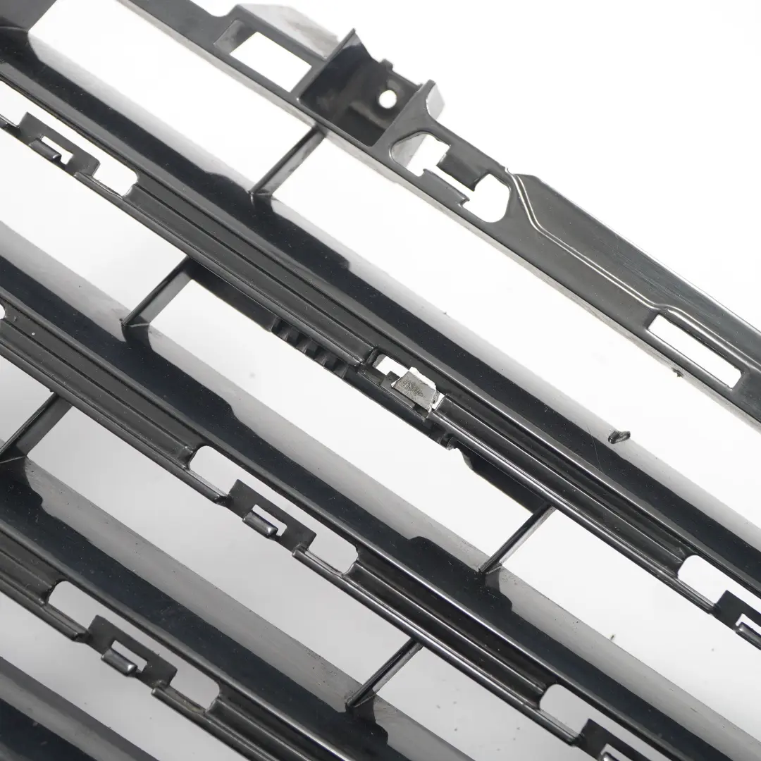 Kühlergrill Frontabdeckung Motorhaube Kühlergrill für Mercedes W203 mit Teilenummer A2038800223 Mercedes W203 Kühlergrill Frontabdeckung Motorhaube Kühlergrill - SKU A2038800223-2 - Teilenummer A2038800223