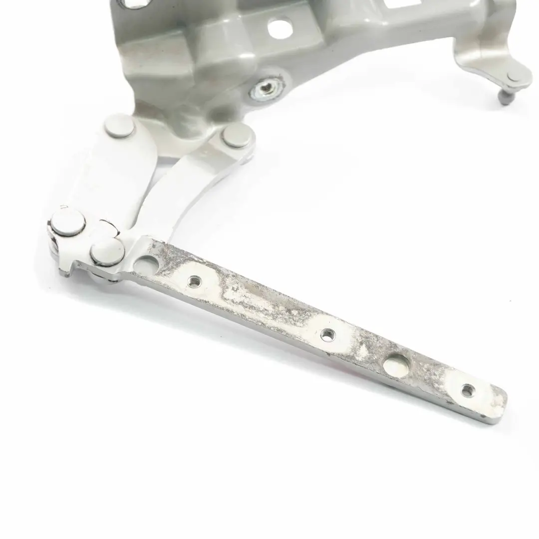 Bisagra De Capó Delantero Izquierdo Plata Iridio-775 para Mercedes W203 con número de pieza A2038800328 Mercedes W203 Bisagra De Capó Delantero Izquierdo Plata Iridio-775 - SKU A2038800328-IRS - Número de pieza A2038800328