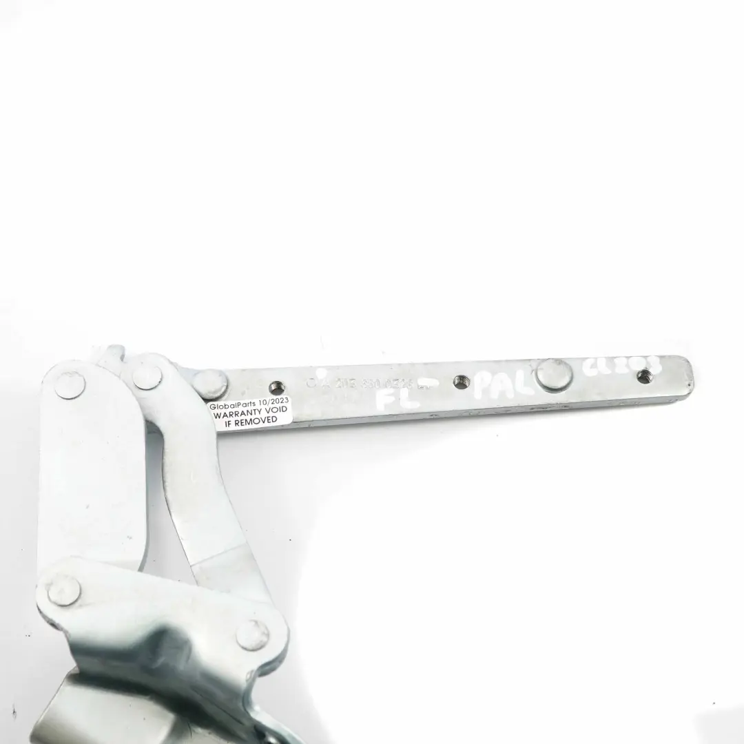 Charnière de capot avant gauche Palladium Silver 792 pour Mercedes W203 à propos du numéro de pièce A2038800328 Mercedes W203 Charnière de capot avant gauche Palladium Silver 792 - SKU A2038800328-PAL - Numéro de pièce A2038800328