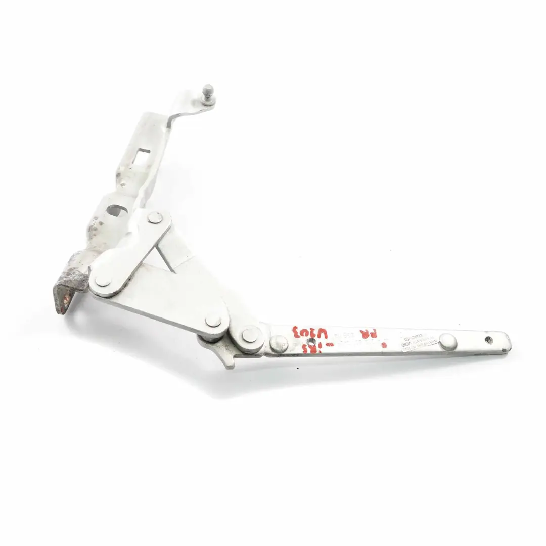 Cerniera cofano anteriore destra Palladium Silver 775 per Mercedes W203 con numero di parte A2038800428 Mercedes W203 Cerniera cofano anteriore destra Palladium Silver 775 - SKU A2038800428-IRS - Numero di parte A2038800428