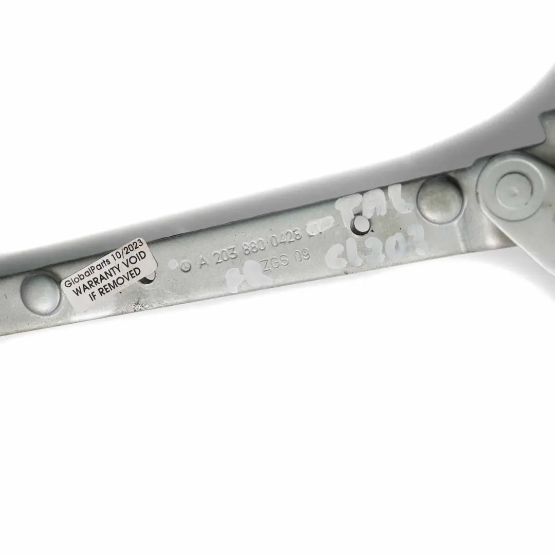 Capó Bisagra Delantera Derecha Plata Paladio 792 para Mercedes W203 con número de pieza A2038800428 Mercedes W203 Capó Bisagra Delantera Derecha Plata Paladio 792 - SKU A2038800428-PAL - Número de pieza A2038800428