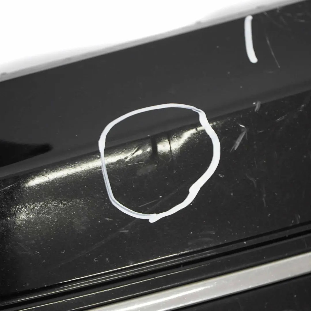 Zderzak Przedni Czarny - 040 do Mercedes W203 CL203 o numerze A2038801340 Mercedes W203 CL203 Zderzak Przedni Czarny - 040 - SKU A2038801340-SCW - Numer Części A2038801340