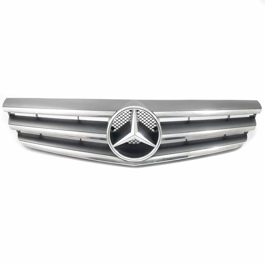 Capó delantero Capó Radiador Rejilla Embellecedor para Mercedes CLC CL203 con número de pieza A2038801583 Mercedes CLC CL203 Capó delantero Capó Radiador Rejilla Embellecedor - SKU A2038801583 - Número de pieza A2038801583