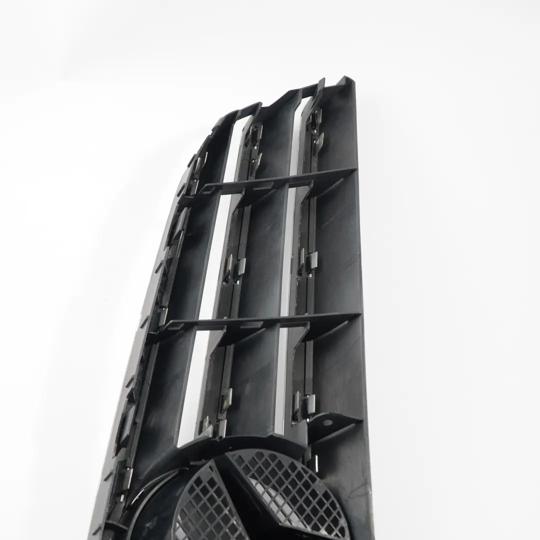 Capot avant Capot radiateur Grille d'habillage pour Mercedes CLC CL203 à propos du numéro de pièce A2038801583 Mercedes CLC CL203 Capot avant Capot radiateur Grille d'habillage - SKU A2038801583 - Numéro de pièce A2038801583