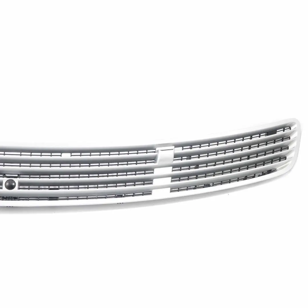 Mercedes W203 W209 Capó delantero Cubierta superior Parrilla Iridium Plata - 775 - SKU A2038801905-IRS - Número de pieza A2038801905