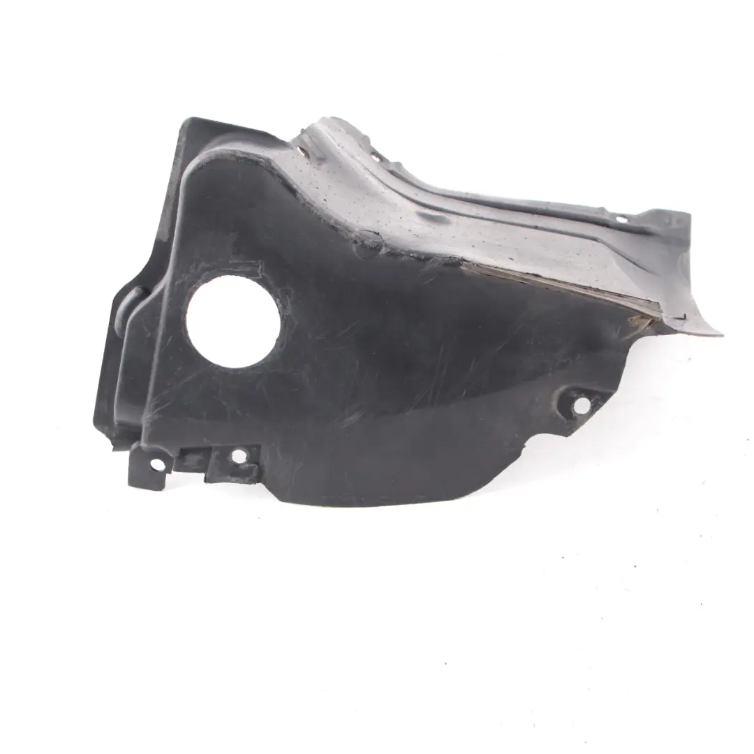 Rivestimento passaruota anteriore destro A2038810423 per Mercedes W203 con numero di parte A2038840822 Mercedes W203 Rivestimento passaruota anteriore destro A2038810423 - SKU A2038840822 - Numero di parte A2038840822