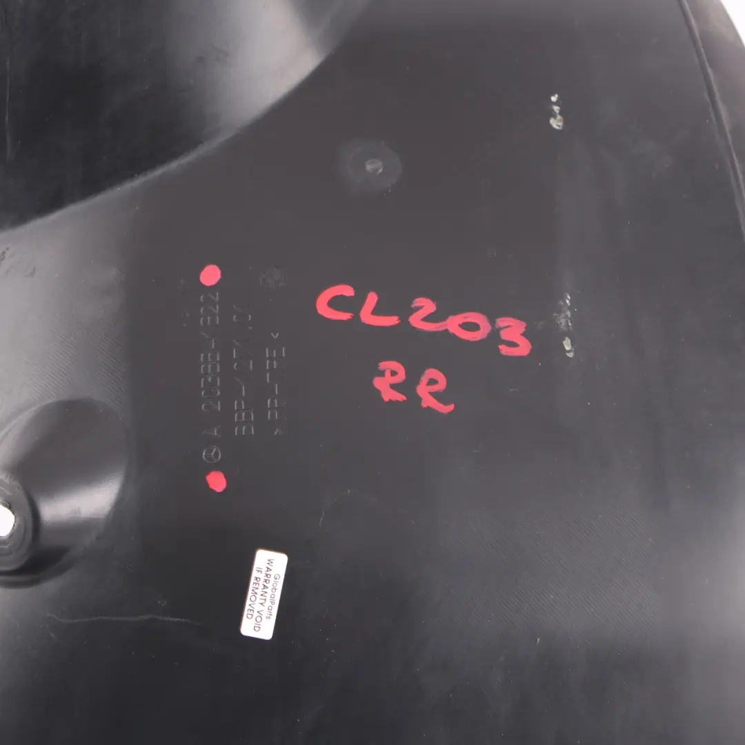 Couvercle de passage de roue avant droite arrière pour Mercedes W203 CL203 à propos du numéro de pièce A2038841822 Mercedes W203 CL203 Couvercle de passage de roue avant droite arrière - SKU A2038841822 - Numéro de pièce A2038841822