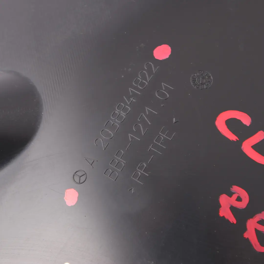 Mercedes W203 CL203 CLC Nadkole Prawy Przód - SKU A2038841822 - Numer Części A2038841822